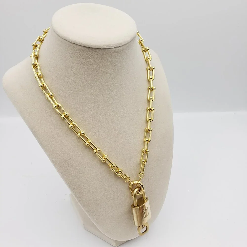 Authentic Louis Vuitton Gold Padlock Pendant w/Unbranded 18k Gold Plated Chain - Picture 5 of 14